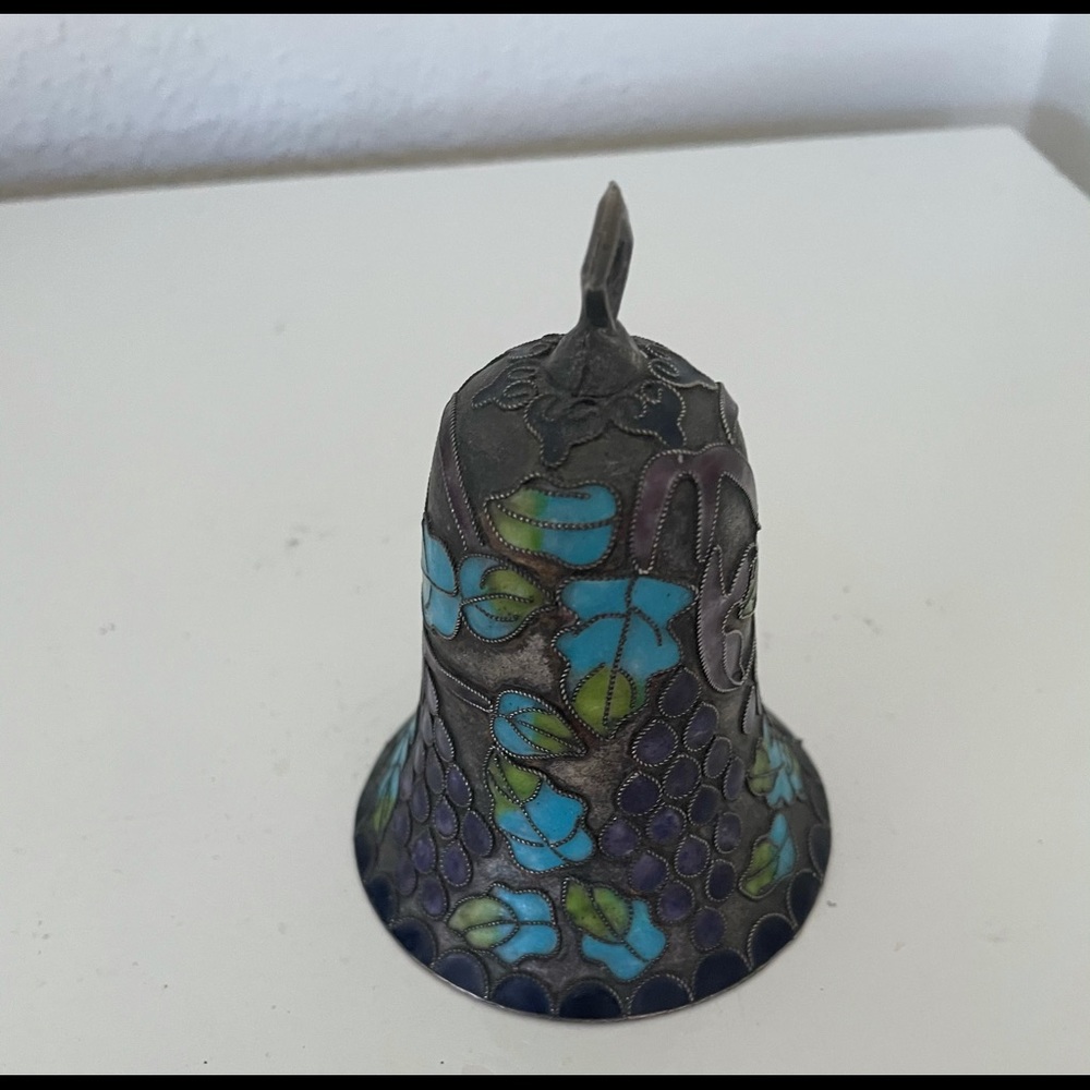Chinese Cloisonné Bell with Carnelian Clapper Vintage - Picture 2 of 5